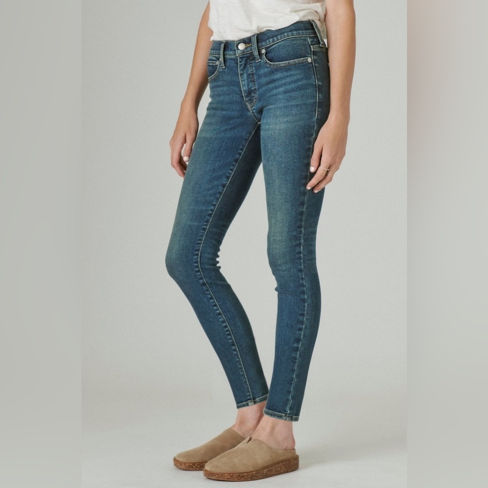 New Lucky Brand jeans